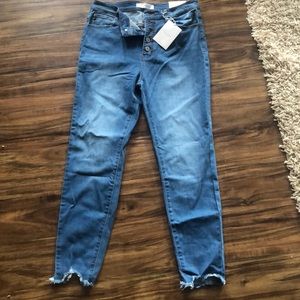 Kancan Button fly jeans. Distressed hem. NWT 13/30